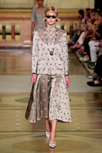 Tory Burch, verão 2026 - Foto: Reprodução/Vogue Runway