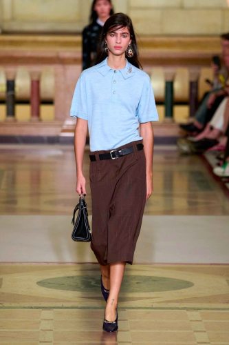 Tory Burch, verão 2026 - Foto: Reprodução/Vogue Runway