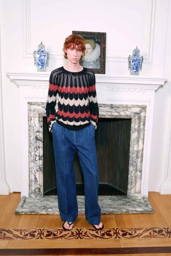Valentino, pre-fall 2026 - Foto: Divulgação