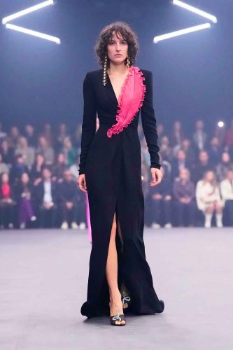 Valentino, verão 2026 - Foto: Reprodução/Vogue Runway