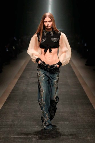 Versace, inverno 2025 - Foto: Reprodução/Vogue Runway
