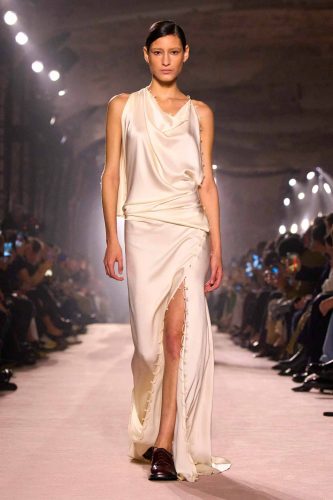 Victoria Beckham, inverno 2025 - Foto: Reprodução/Vogue Runway