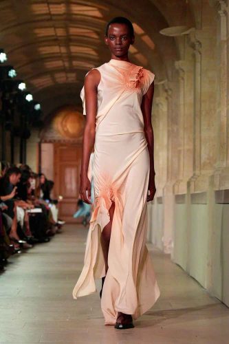 Victoria Beckham, verão 2026 - Foto: Reprodução/Vogue Runway
