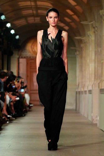 Victoria Beckham, verão 2026 - Foto: Reprodução/Vogue Runway