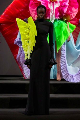 Viktor & Rolf alta-costura, verão 2026 - Foto: Reprodução/Vogue Runway