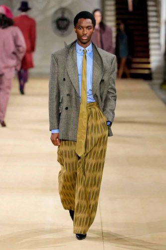 Vivienne Westwood, inverno 2025 - Foto: Reprodução/Vogue Runway