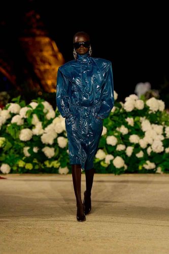Yves Saint Laurent, verão 2026 - Foto: Reprodução/Vogue Runway
